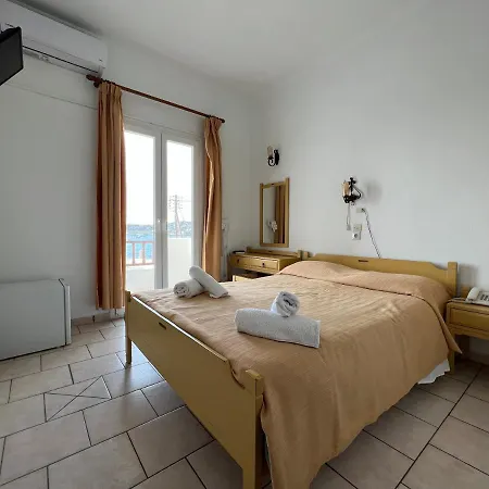 Asterias - Seafront Hotell