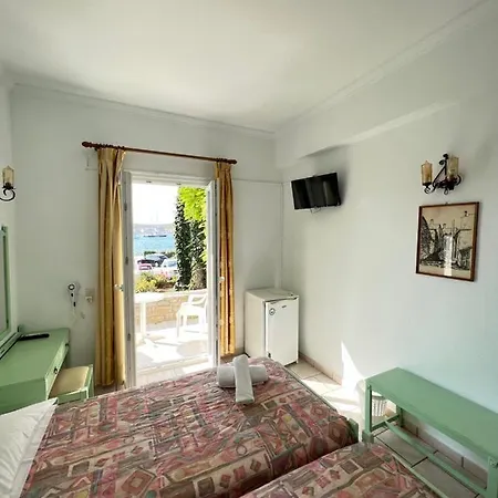 Asterias - Seafront Hotel Parikia (Paros)
