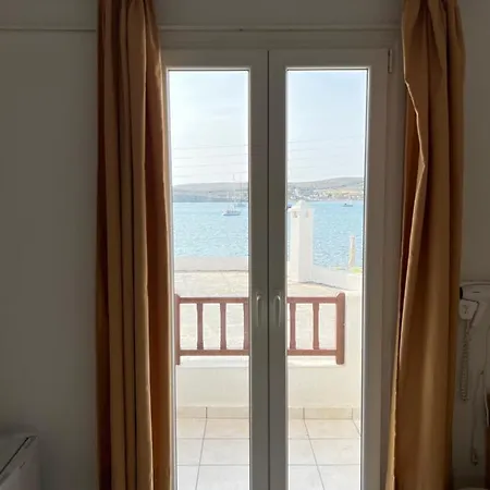 Asterias - Seafront Parikia (Paros)